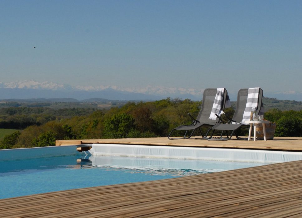 Book your apartment.